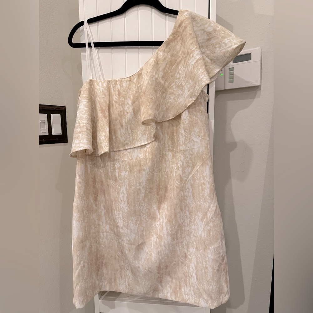 BCBG generation one shoulder ruffle dress NWT